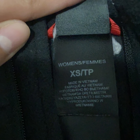 The NorthFace sweater - Picture 3 of 4